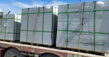 东莞 芝麻白花岗岩地铺石装车日常