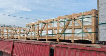 东莞 芝麻白花岗岩地铺石出口专车-泰国游