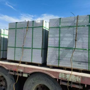 东莞 芝麻白花岗岩地铺石装车日常