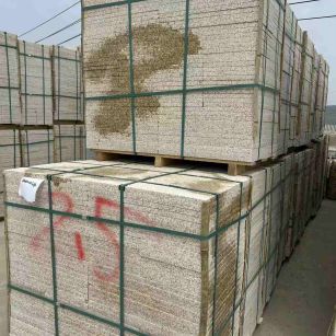 东莞 黄金麻花岗岩石材荔枝面地铺石2.5*300*600