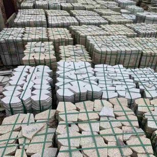 东莞 黄金麻白麻花岗岩荔枝面地铺石(冰裂纹)