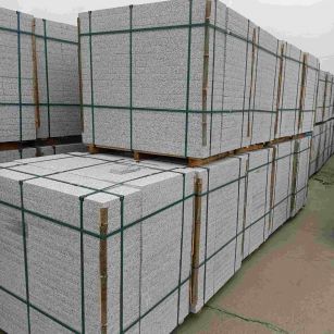 东莞 白麻花岗岩石材荔枝面地铺石（300*600*50）