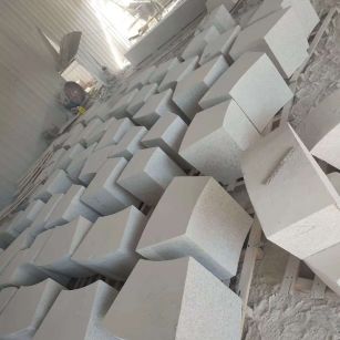 东莞 白麻花岗岩异形坐凳