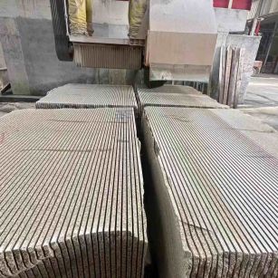 东莞 车间生产日常，黄金麻白麻花岗岩