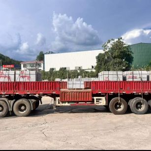 东莞 芝麻灰花岗岩地铺石出货日常