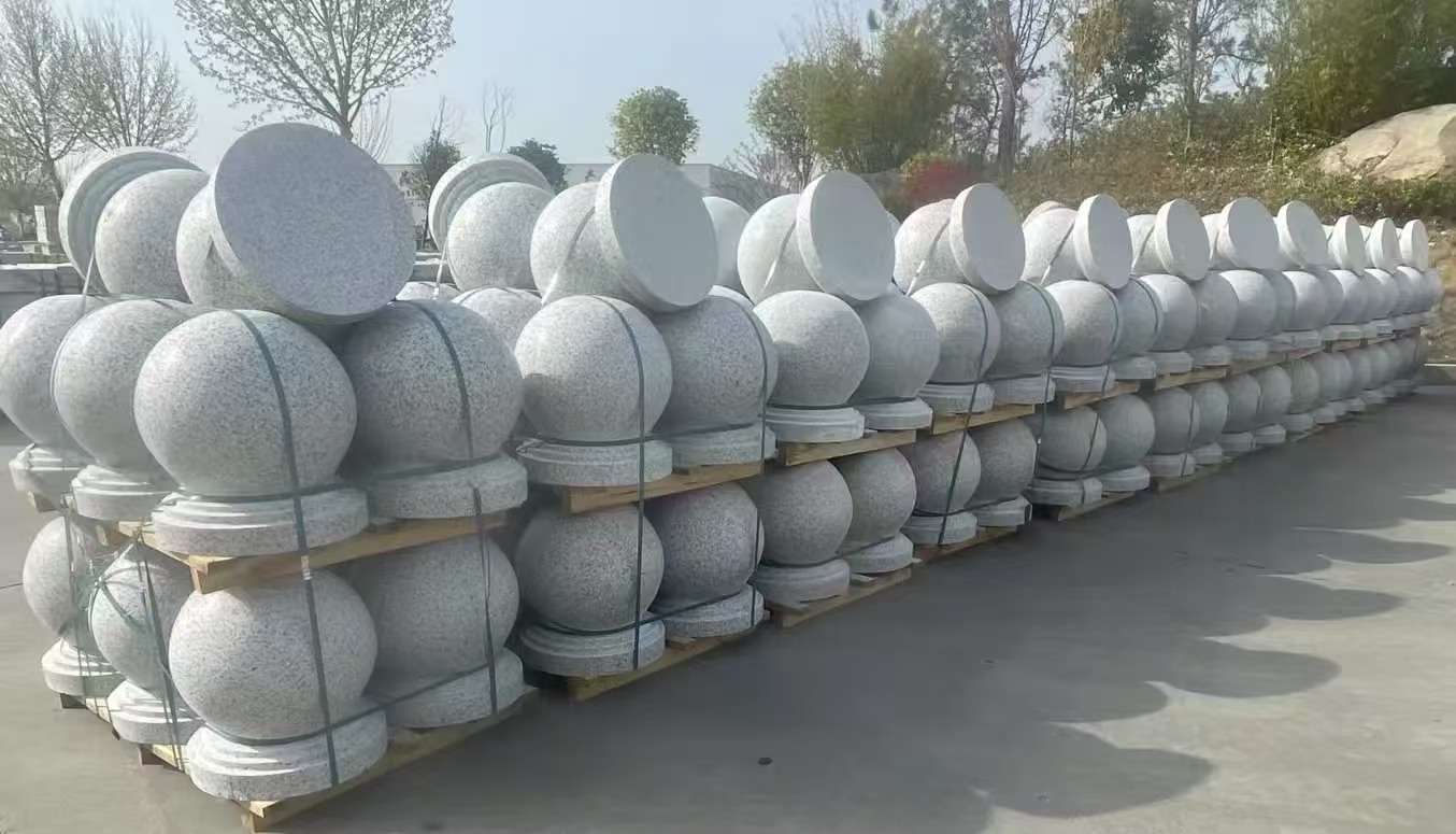 东莞 白麻花岗岩石材圆球，石球，挡车球，隔离球，景观石球，风水球等