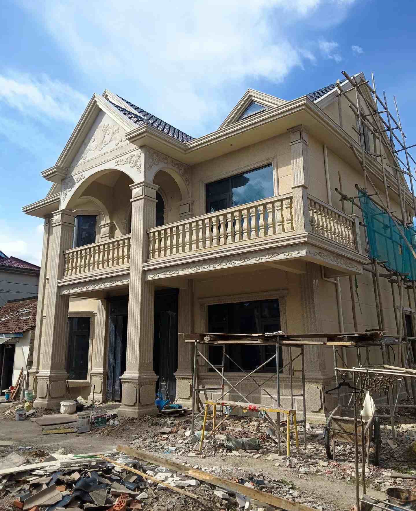 东莞 黄金麻花岗岩石材私人别墅雕花门楼柱阳台栏杆