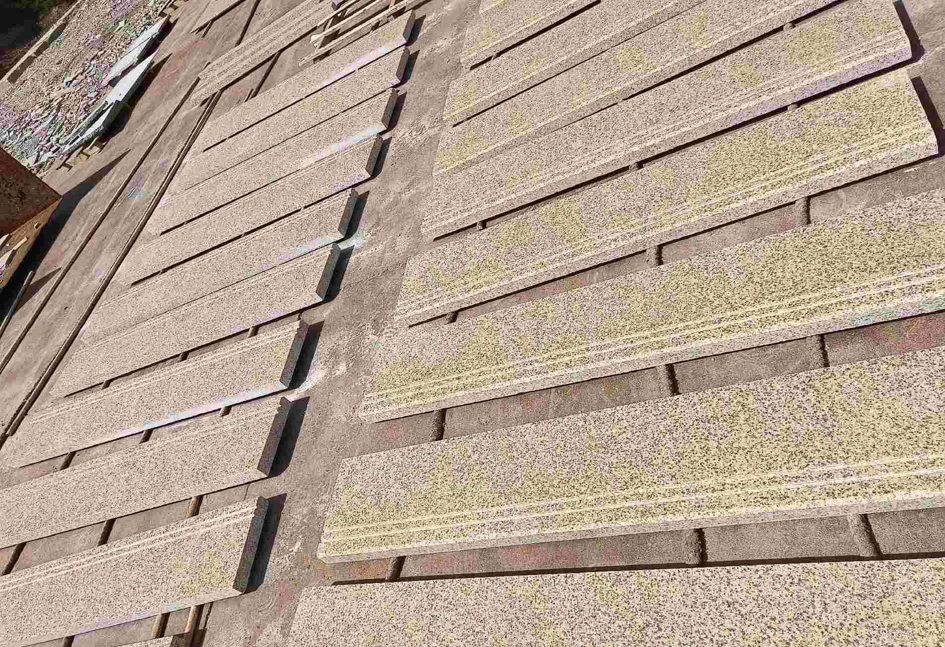 东莞 黄金麻花岗岩光面楼梯踏步