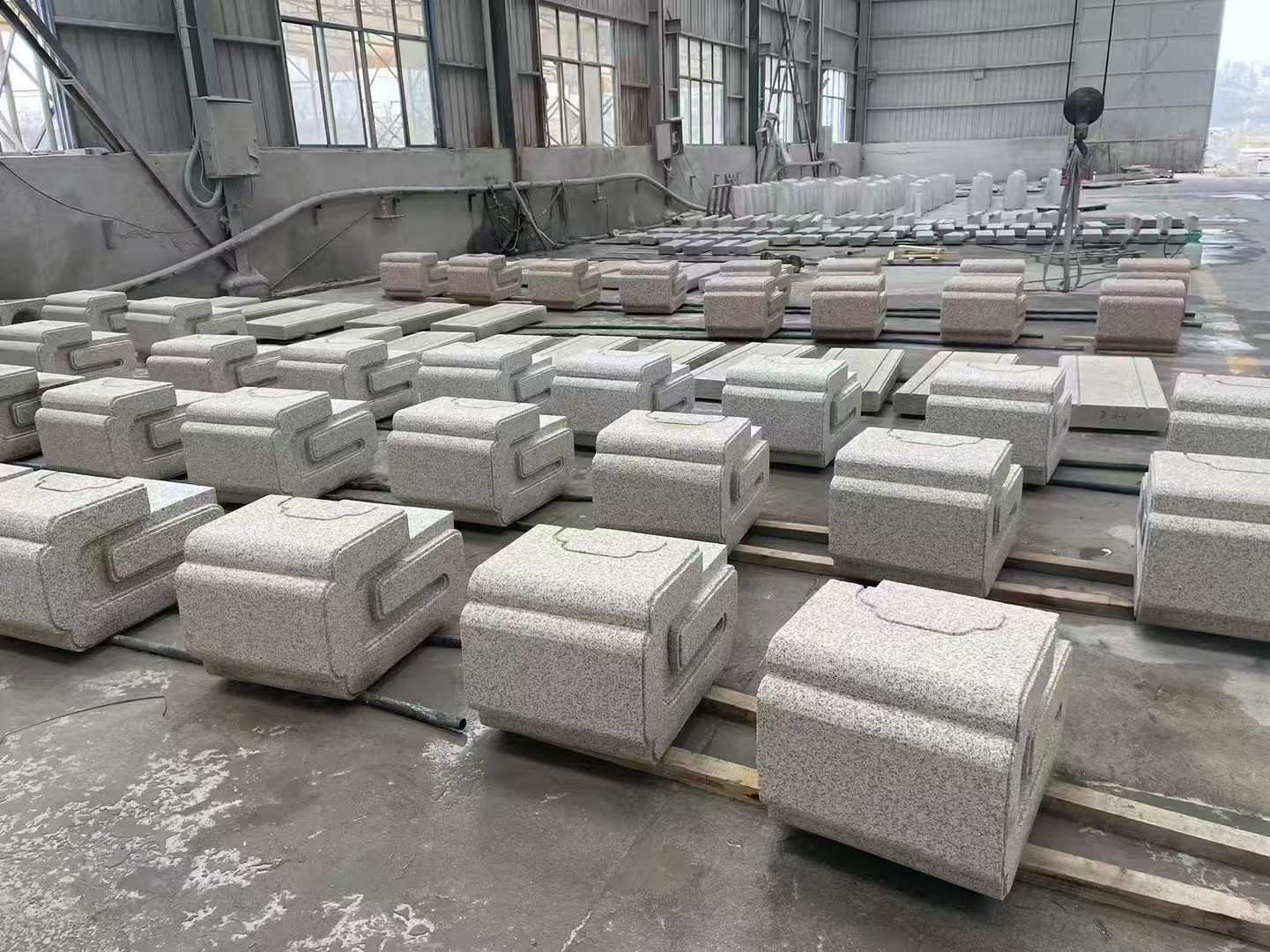 东莞 白麻花岗岩异形加工-石凳，坐凳