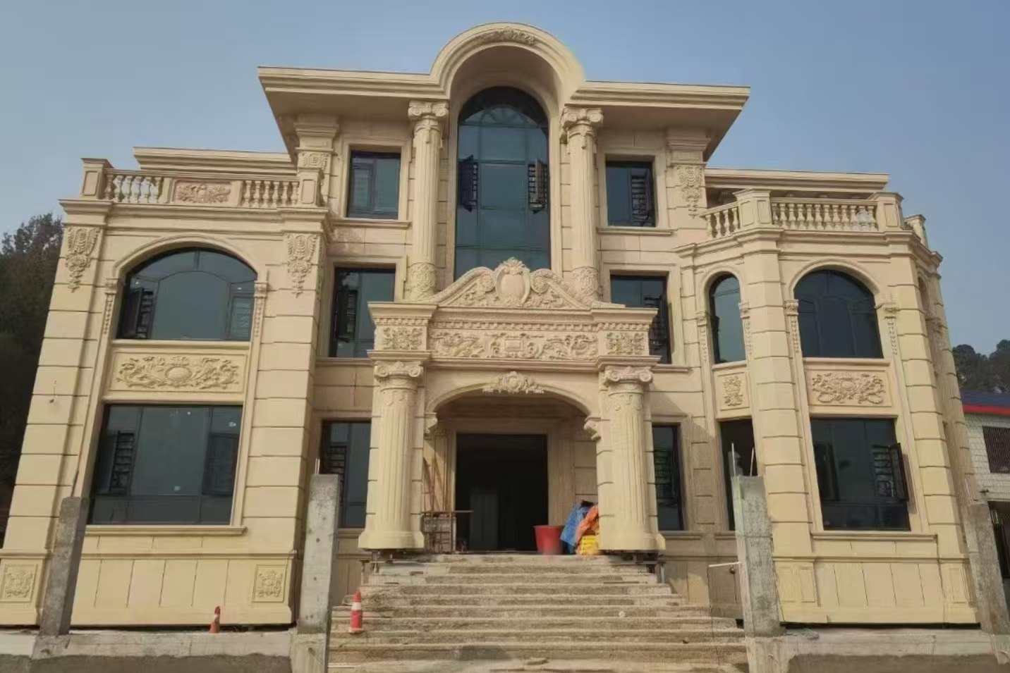 东莞 黄金麻花岗岩别墅外墙干挂