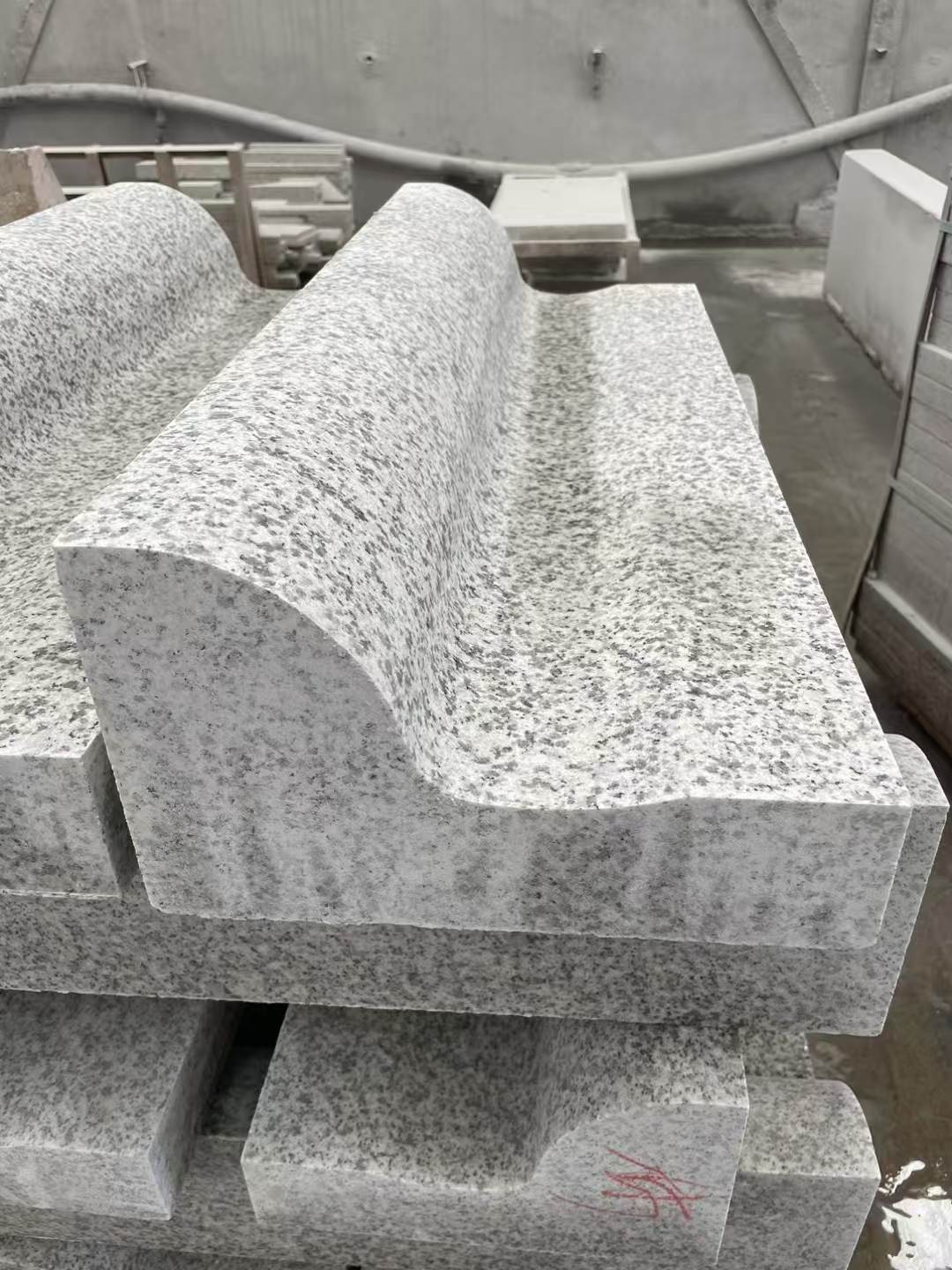 东莞 白麻花岗岩S型路沿石，路侧石，马路牙子等