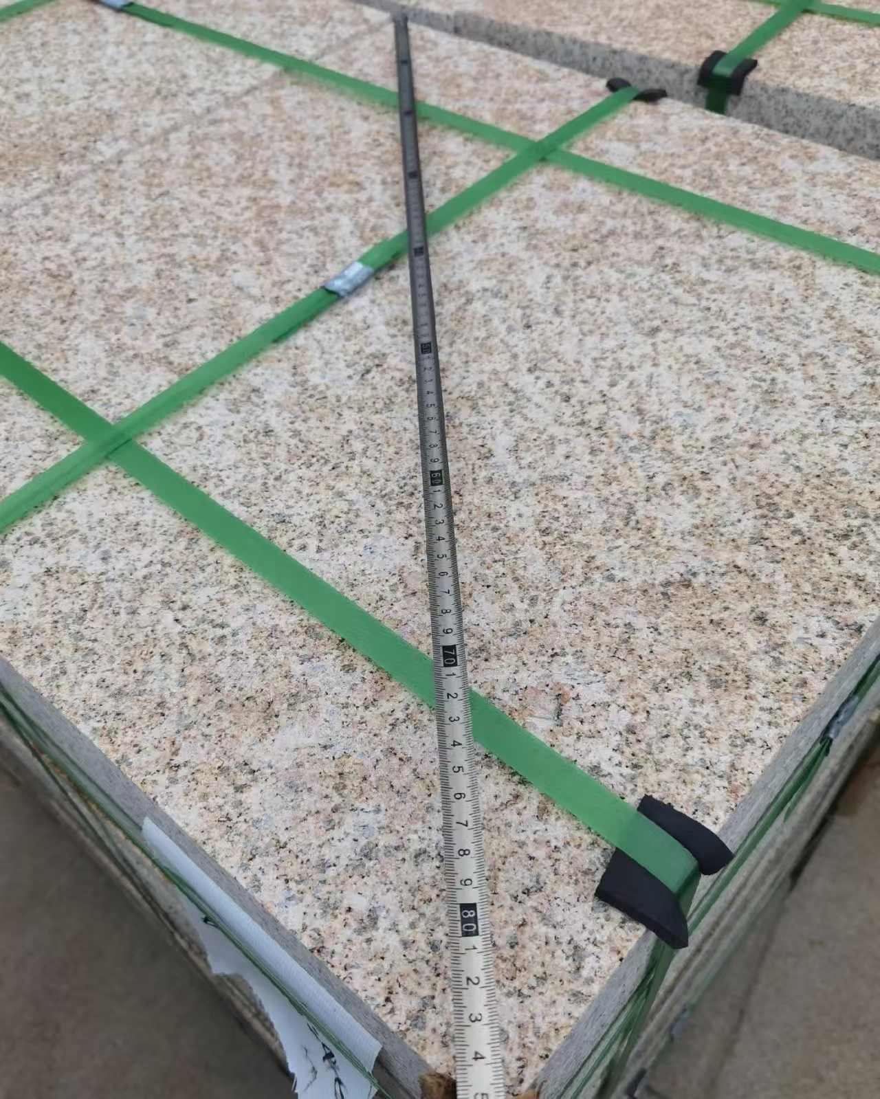 东莞 黄金麻火烧面地铺石